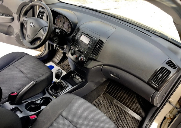 Hyundai I30 cena 14700 przebieg: 234000, rok produkcji 2010 z Elbląg małe 326